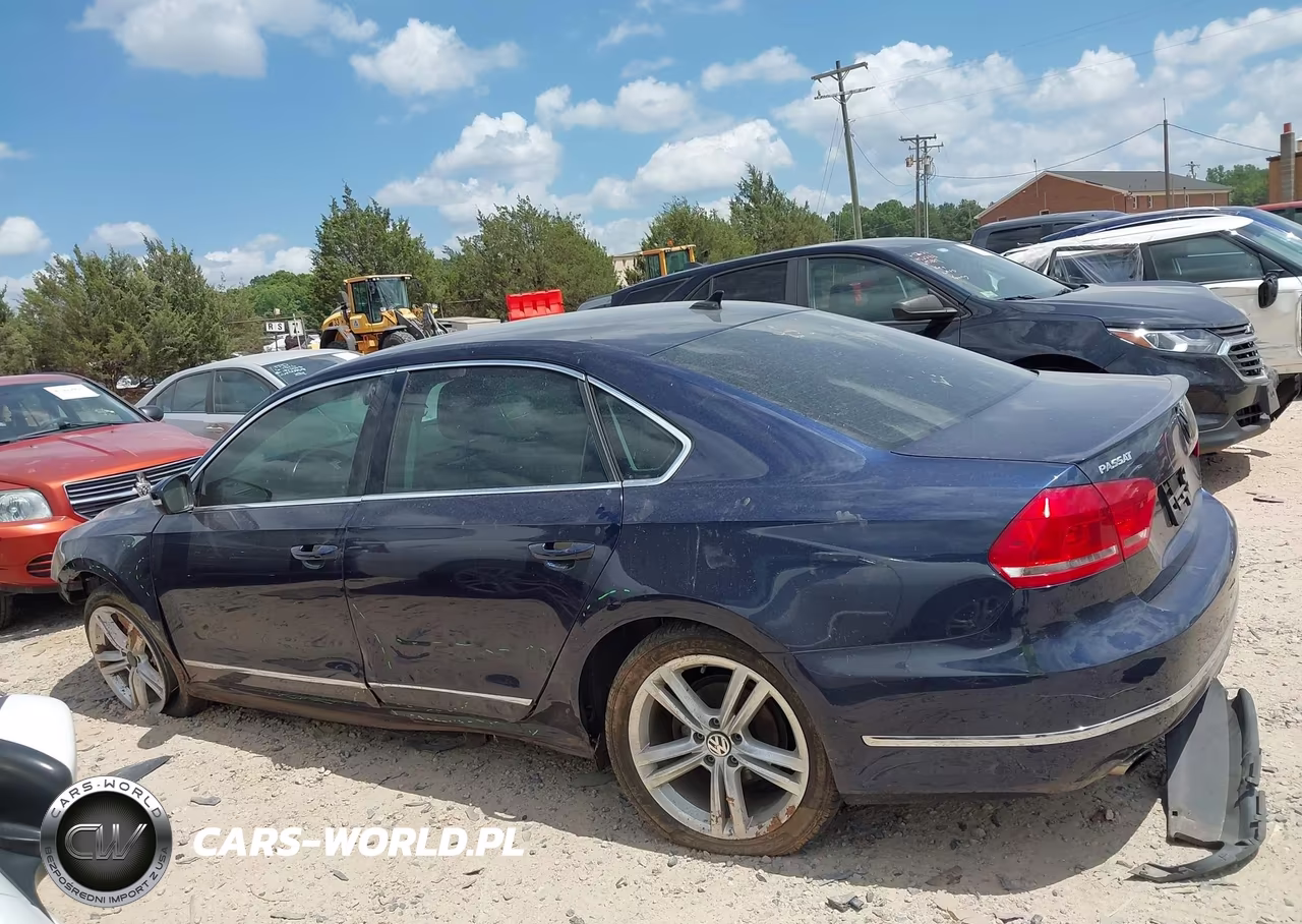 2015 Volkswagen Passat 1.8T Sel Premium VIN:1VWCS7A30FC015224 - 14