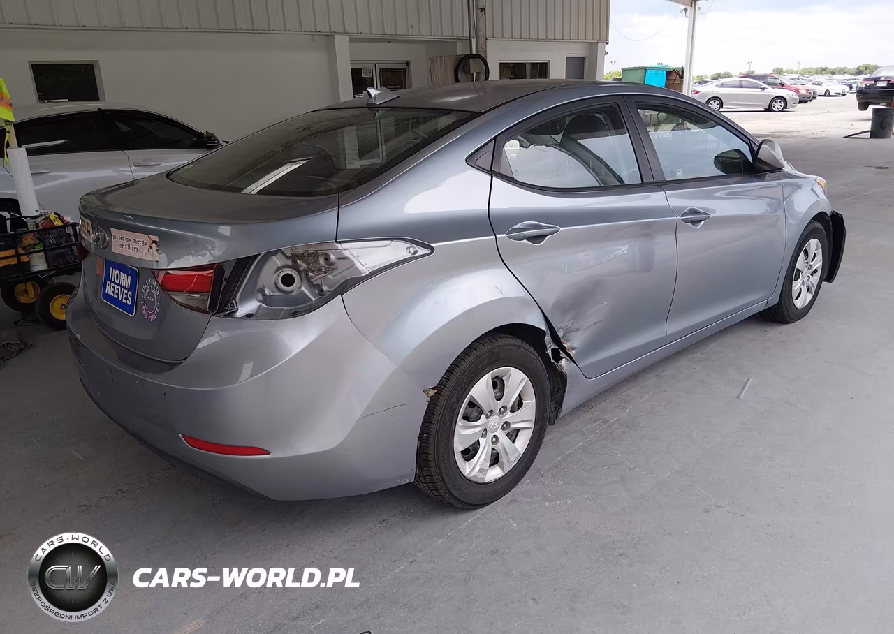 2016 Hyundai Elantra Se VIN:5NPDH4AEXGH742351 - 4