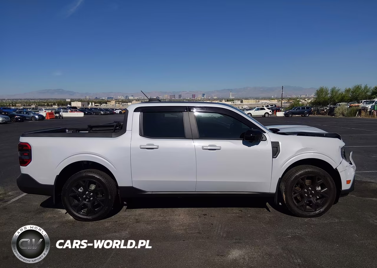 2025 Ford Maverick Lariat VIN:3FTTW8S36SRA83616 - 13