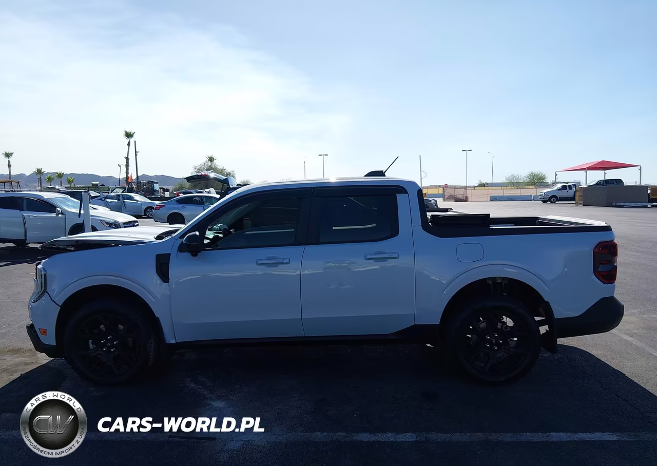 2025 Ford Maverick Lariat VIN:3FTTW8S36SRA83616 - 14