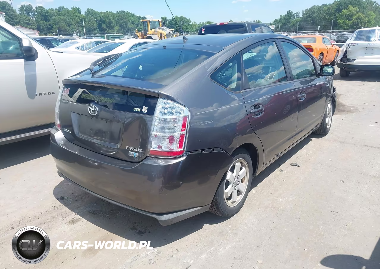 2007 Toyota Prius VIN:JTDKB20U573205520 - 4
