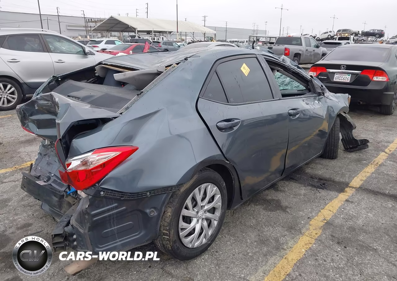 2019 Toyota Corolla Le VIN:5YFBURHE6KP894435 - 4