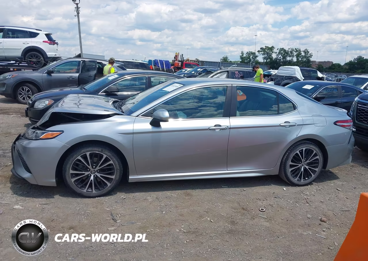 2019 Toyota Camry Se VIN:4T1B11HK0KU799223 - 14