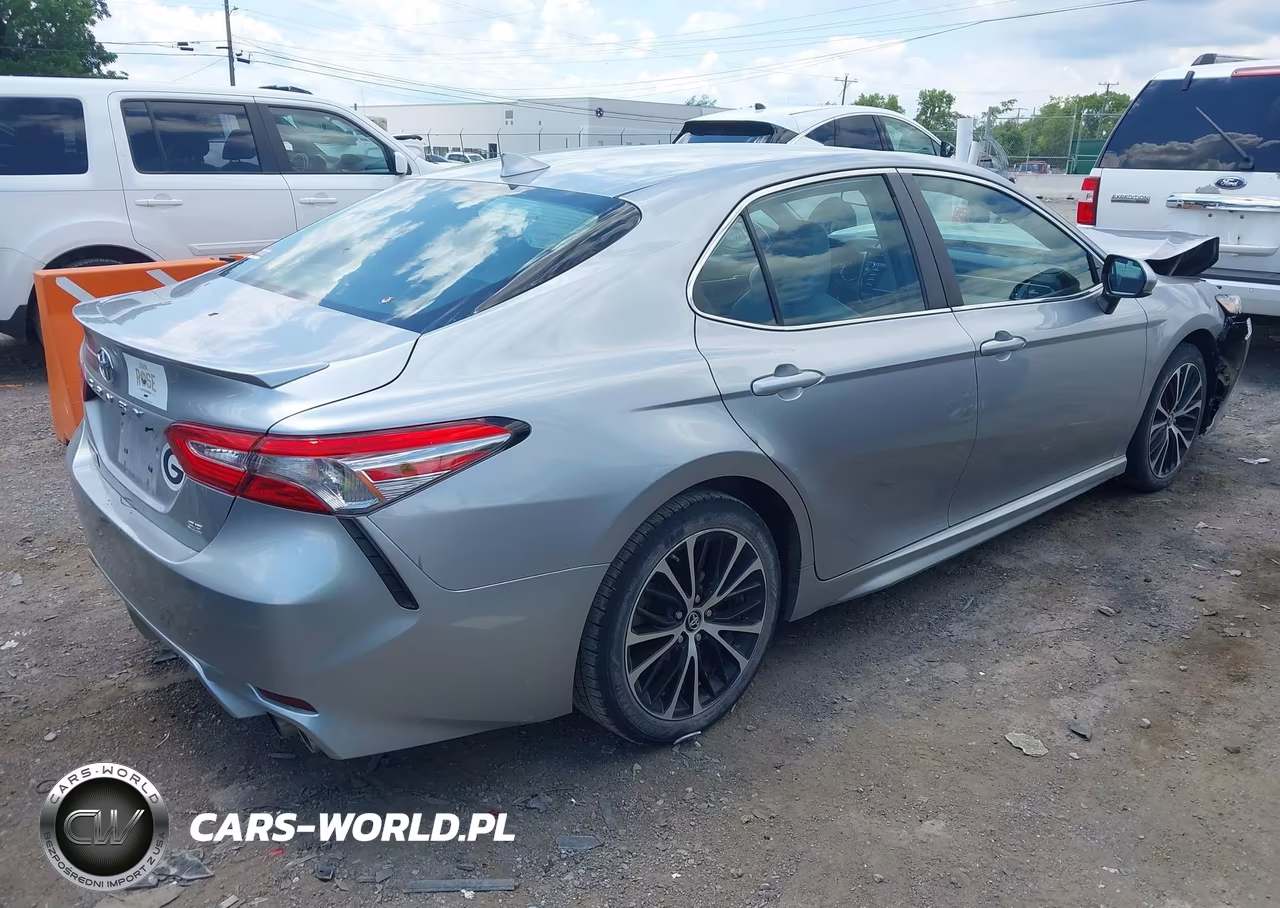 2019 Toyota Camry Se VIN:4T1B11HK0KU799223 - 4