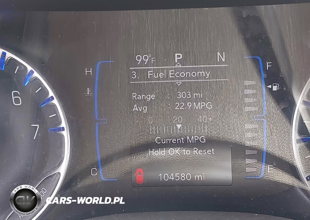 2020 Chrysler Pacifica Touring VIN:2C4RC1FG4LR143360 - 15