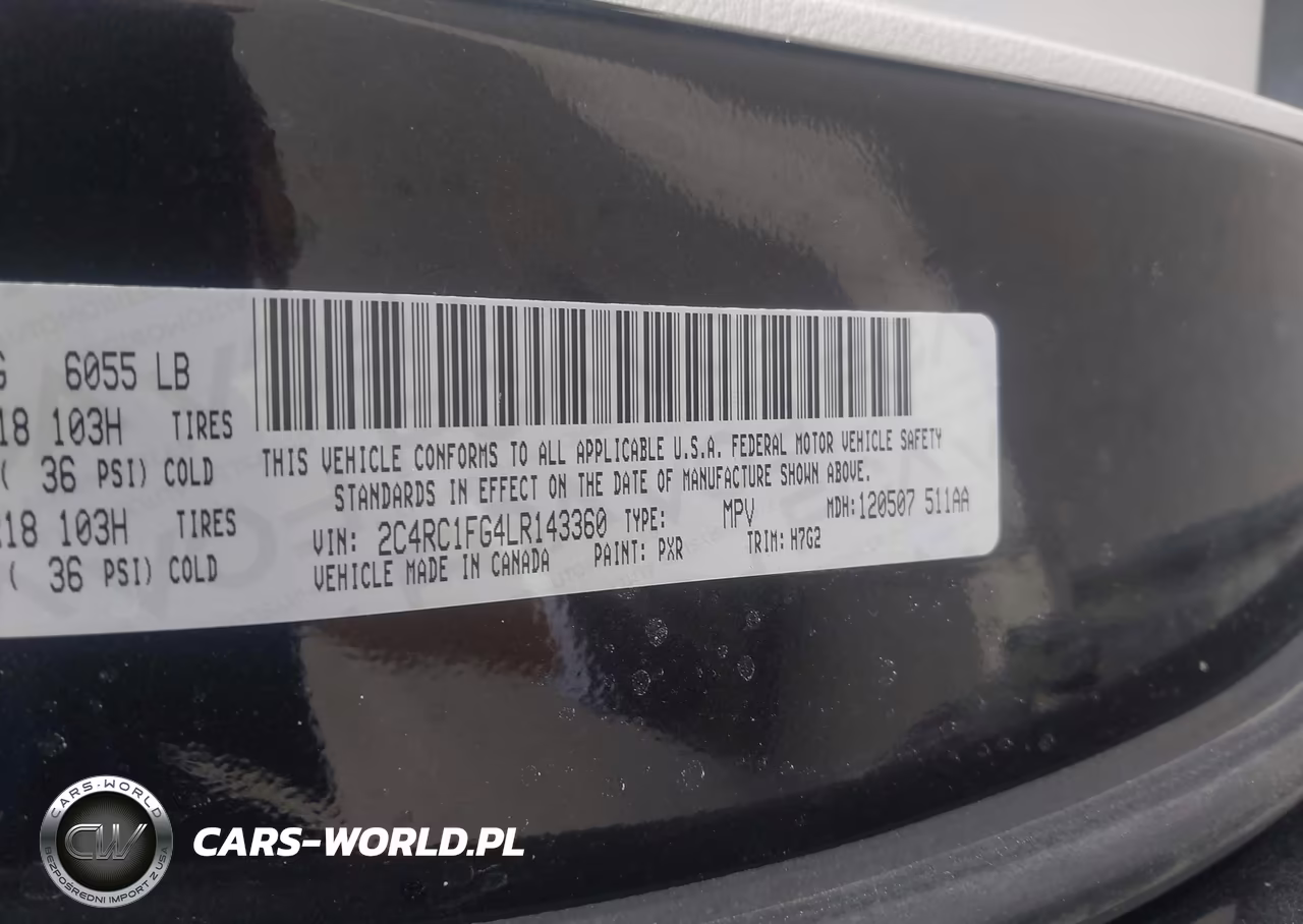 2020 Chrysler Pacifica Touring VIN:2C4RC1FG4LR143360 - 9