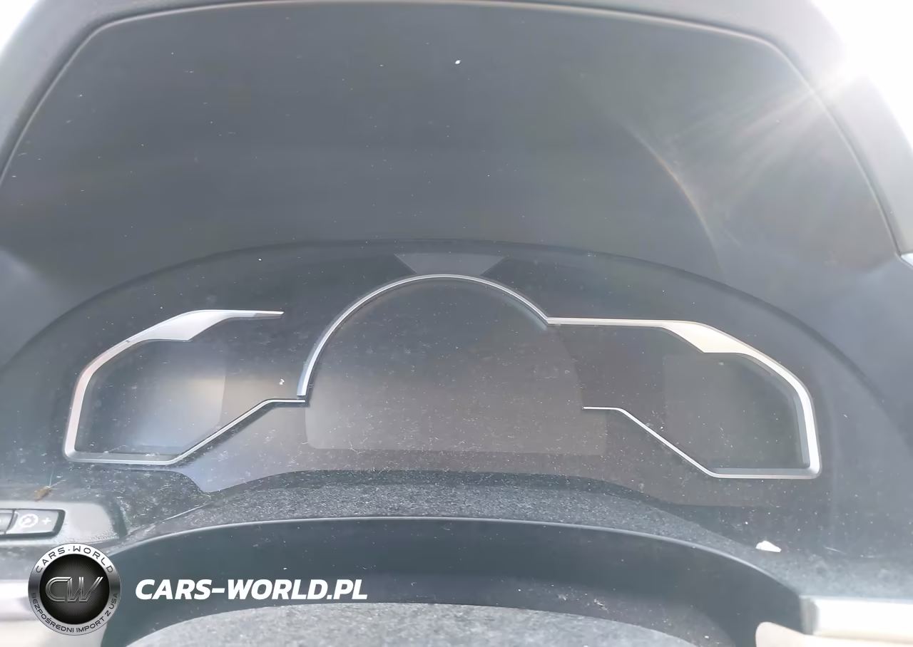 2018 Honda Clarity Plug-In Hybrid Touring VIN:JHMZC5F39JC023594 - 7