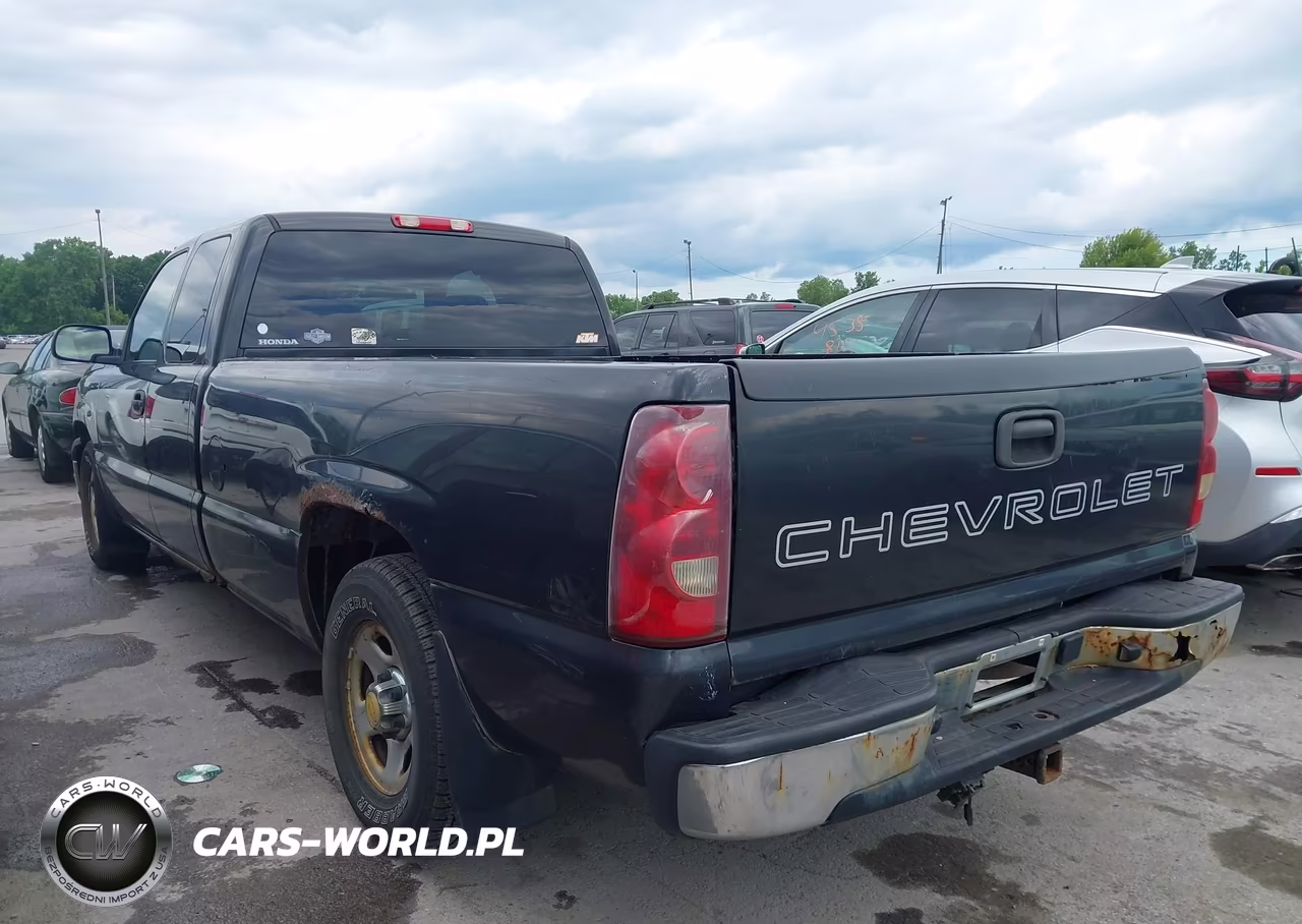 2003 Chevrolet Silverado 1500 VIN:1GCEC19V43E223733 - 3