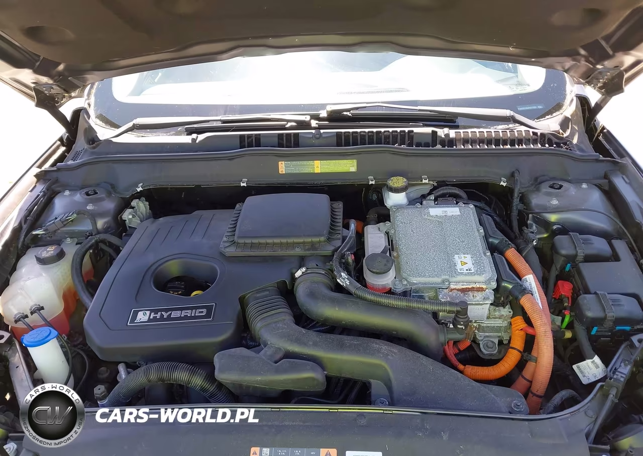 2018 Ford Fusion Hybrid S VIN:3FA6P0UU5JR271520 - 10