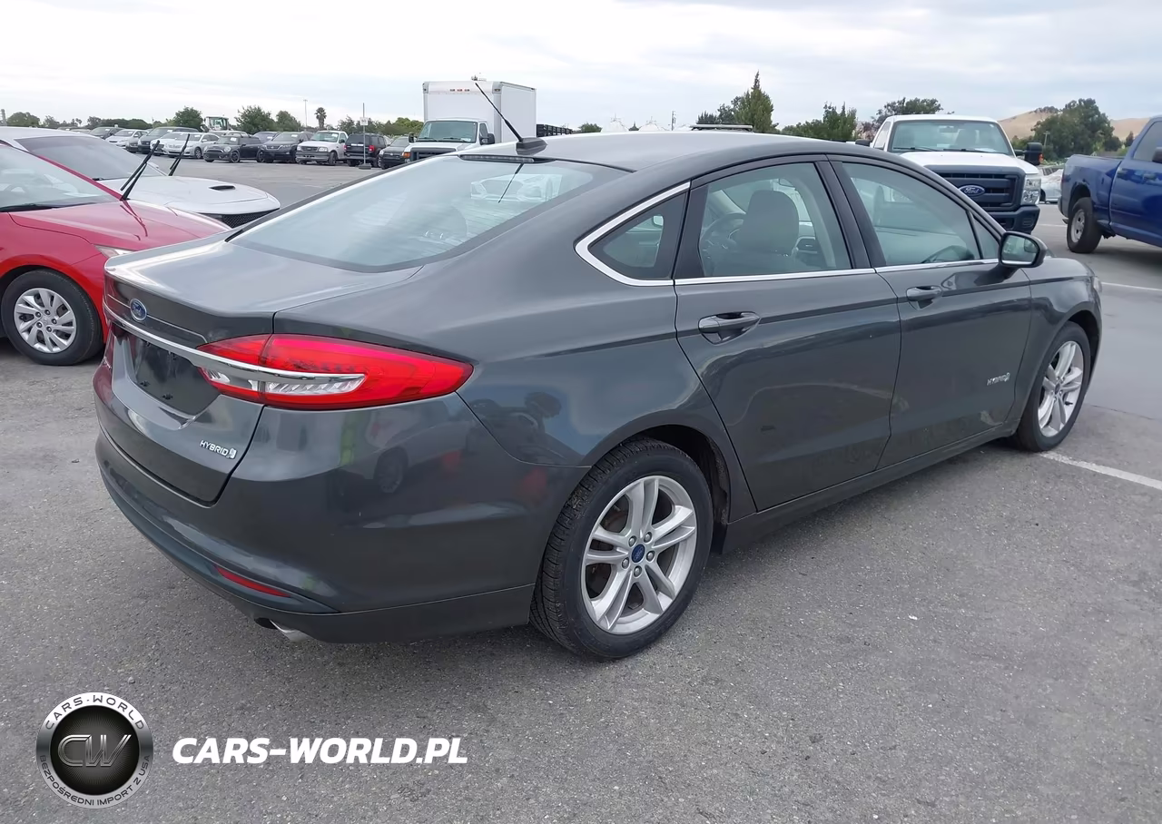 2018 Ford Fusion Hybrid S VIN:3FA6P0UU5JR271520 - 4