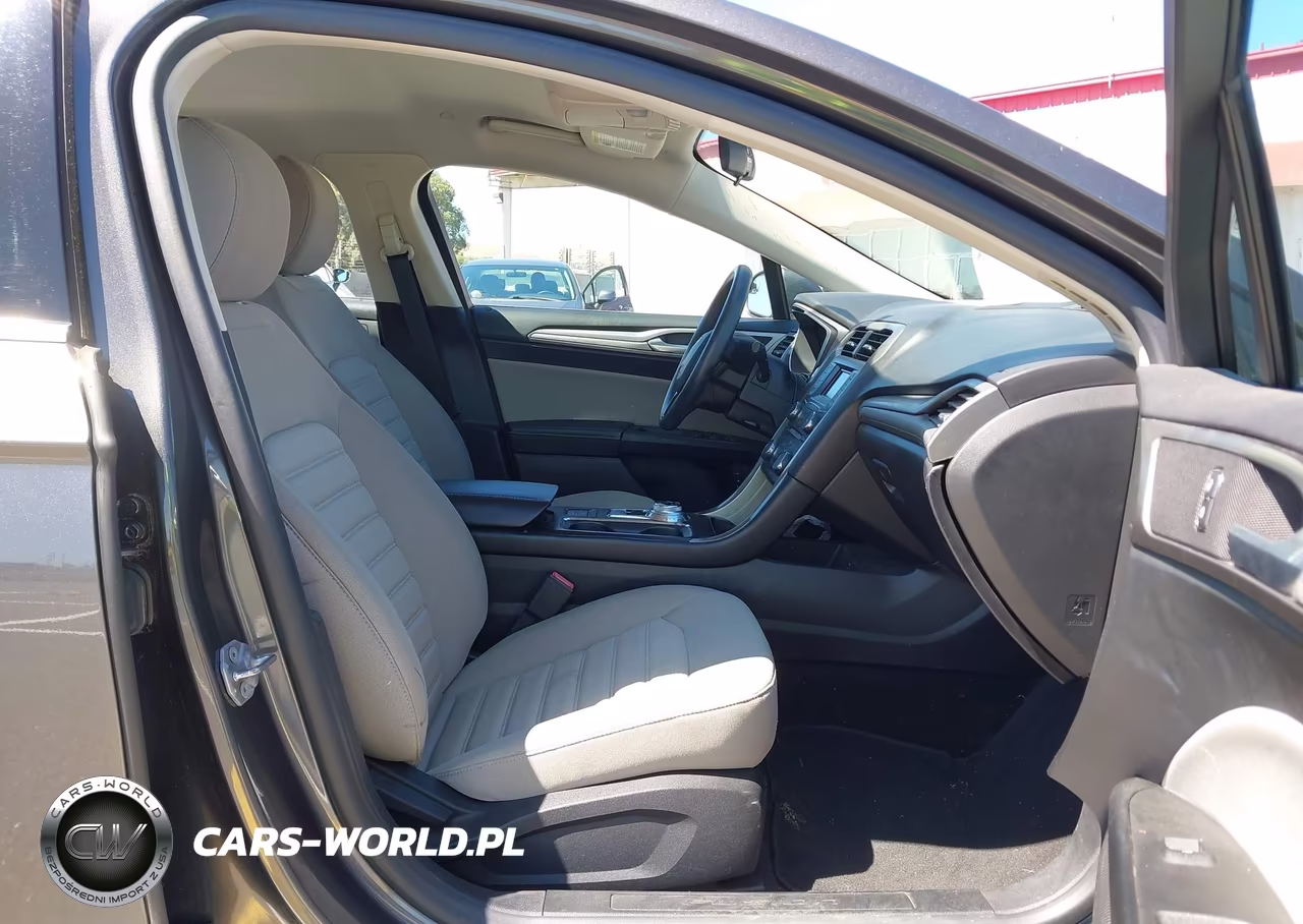 2018 Ford Fusion Hybrid S VIN:3FA6P0UU5JR271520 - 5