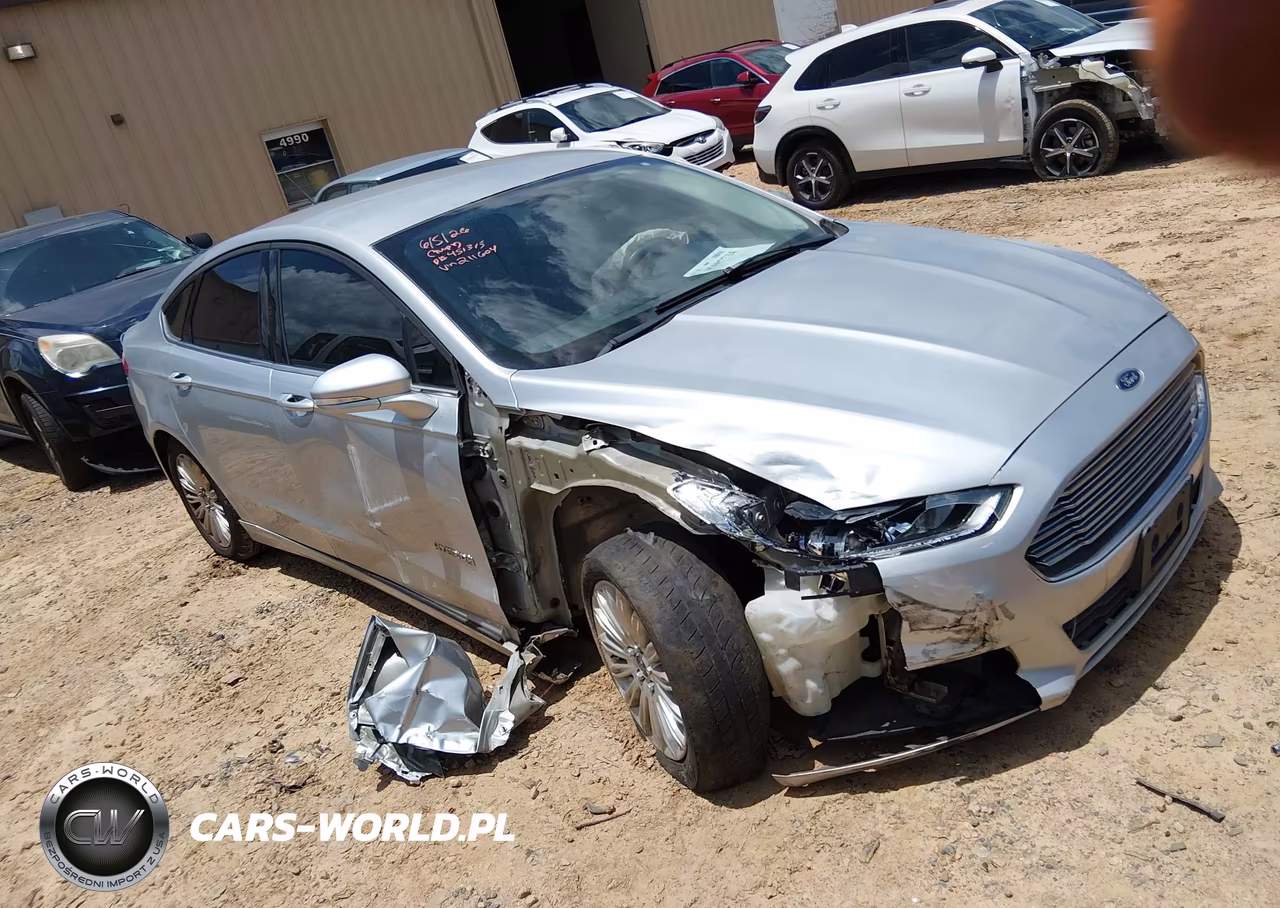2015 Ford Fusion Hybrid Se – zdjęcie 1 z 16
