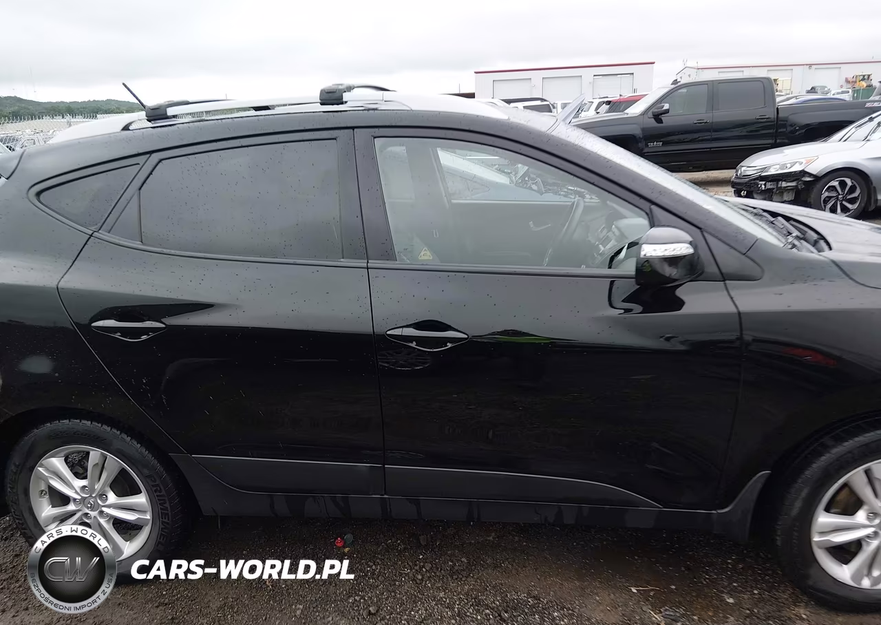 2012 Hyundai Tucson Gls VIN:KM8JU3AC3CU377580 - 13