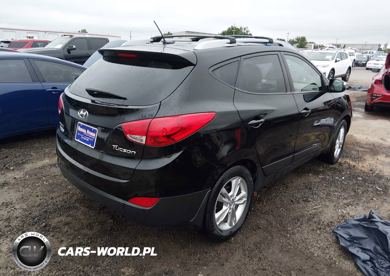 2012 Hyundai Tucson Gls VIN:KM8JU3AC3CU377580 - 4