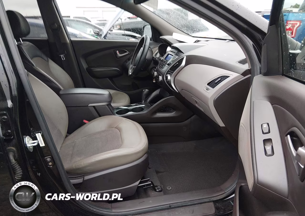 2012 Hyundai Tucson Gls VIN:KM8JU3AC3CU377580 - 5