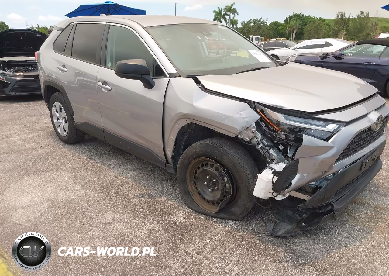 2025 Toyota Rav4 Le – zdjęcie 1 z 17