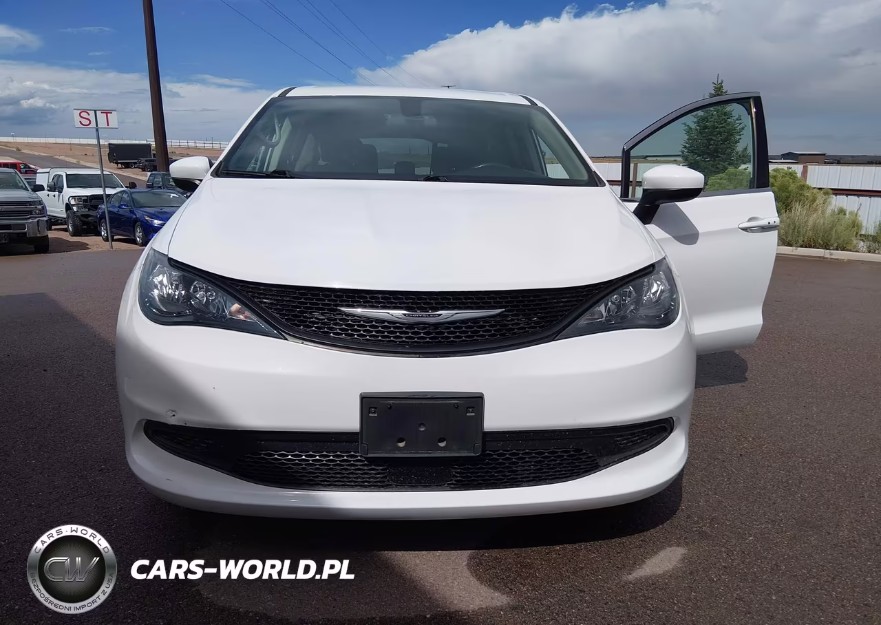 2022 Chrysler Voyager Lx VIN:2C4RC1CG2NR127830 - 16