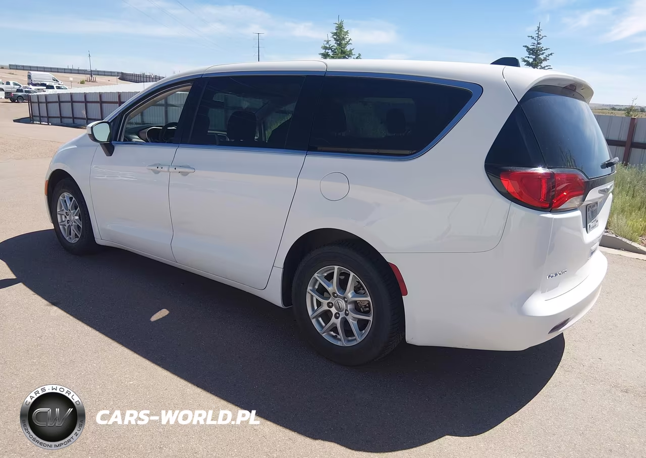 2022 Chrysler Voyager Lx VIN:2C4RC1CG2NR127830 - 3