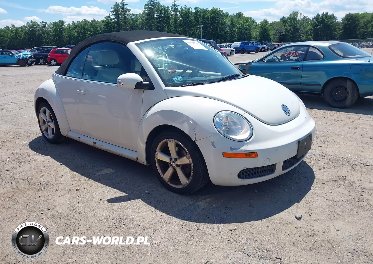2007 Volkswagen New Beetle Triple White