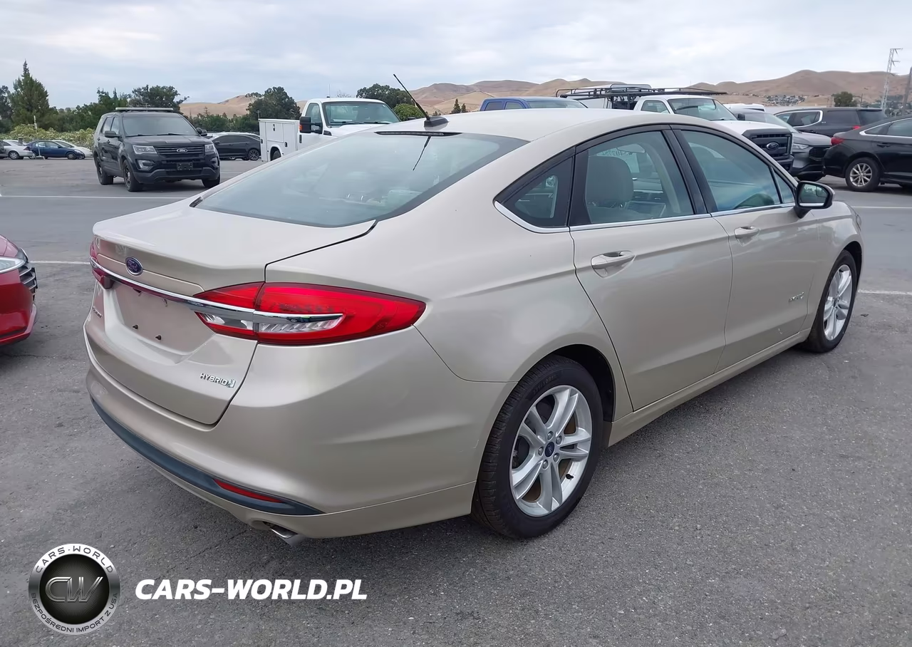 2018 Ford Fusion Hybrid S VIN:3FA6P0UU9JR243588 - 4