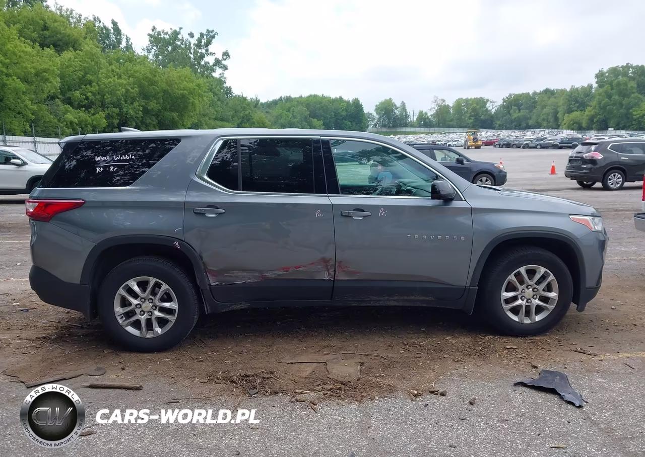 2018 Chevrolet Traverse Ls VIN:1GNERFKW0JJ230219 - 13