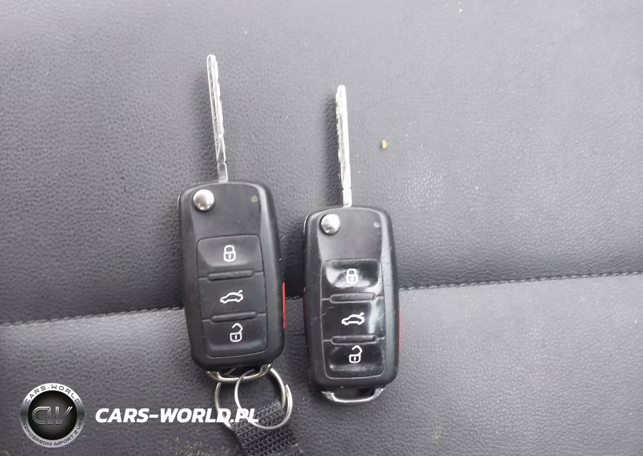 2014 Volkswagen Beetle 1.8T VIN:3VWJ17AT0EM666425 - 11
