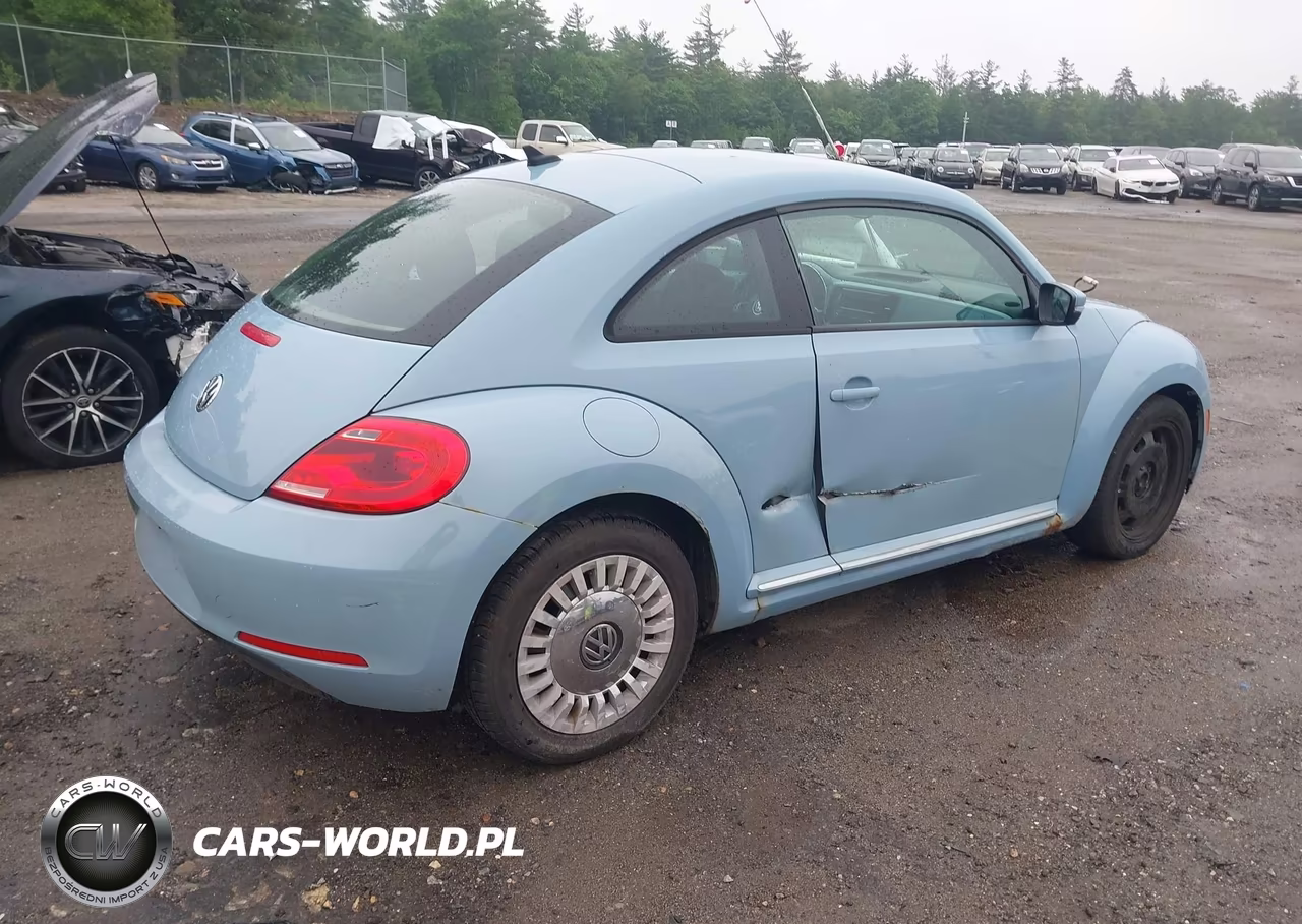 2014 Volkswagen Beetle 1.8T VIN:3VWJ17AT0EM666425 - 4
