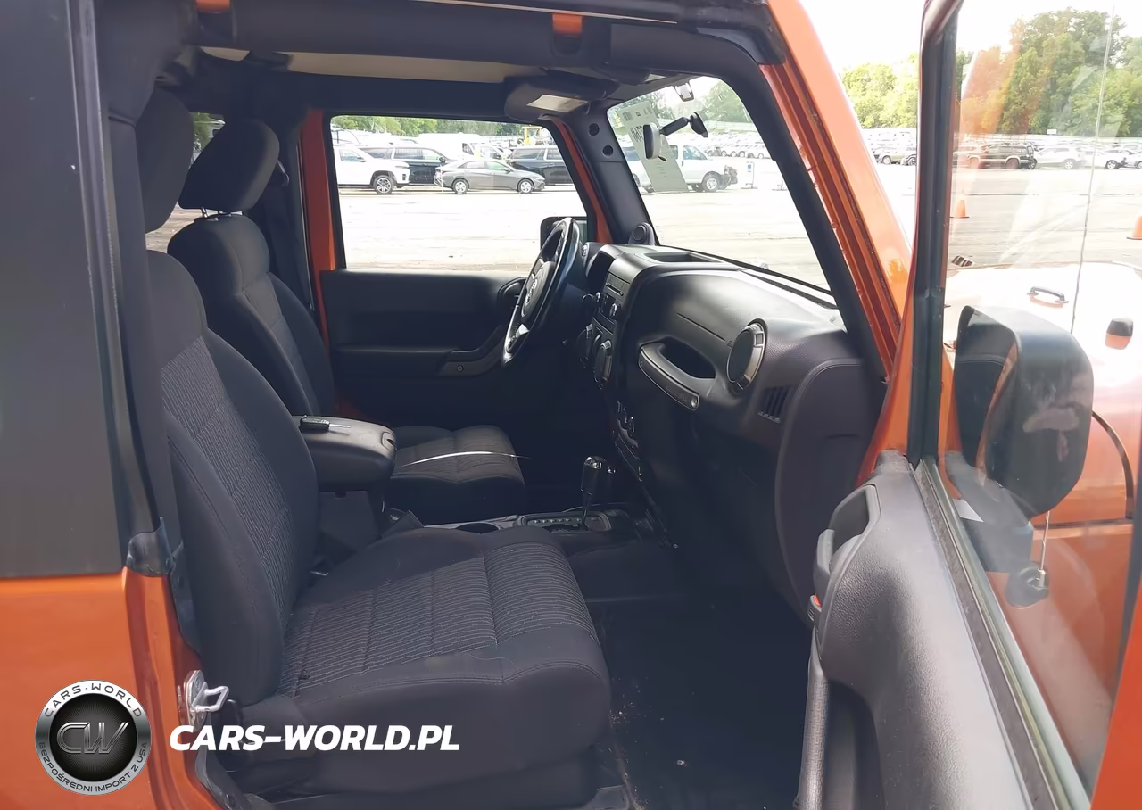 2011 Jeep Wrangler Sport VIN:1J4AA2D11BL513978 - 5