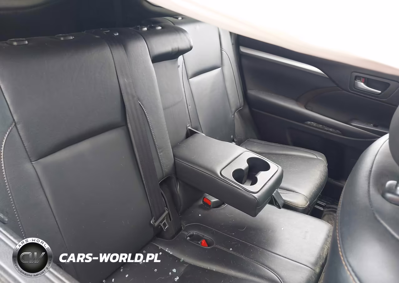 2015 Toyota Highlander Xle V6 VIN:5TDKKRFH3FS111362 - 8