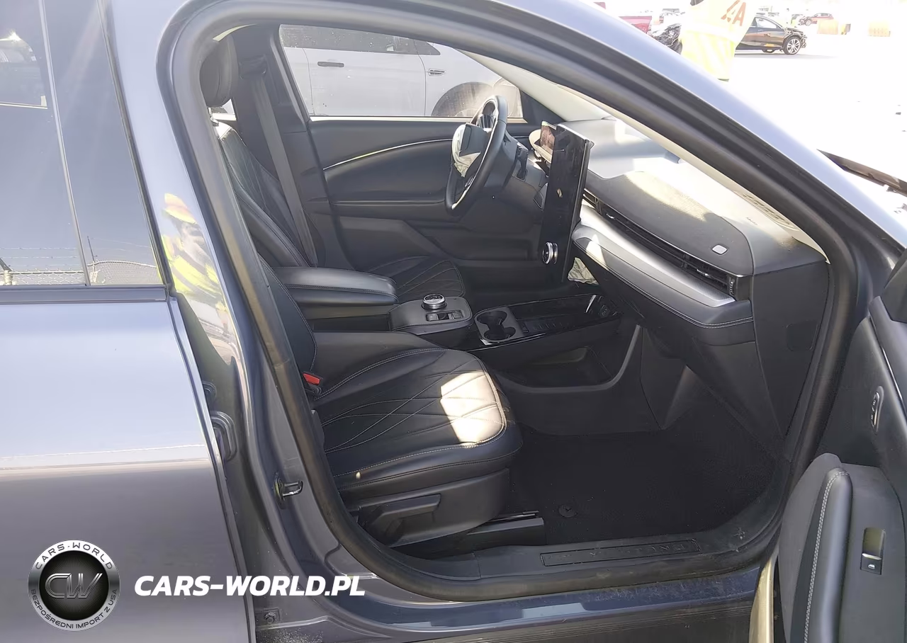 2021 Ford Mustang Mach-E Select VIN:3FMTK1SS6MMA06606 - 5