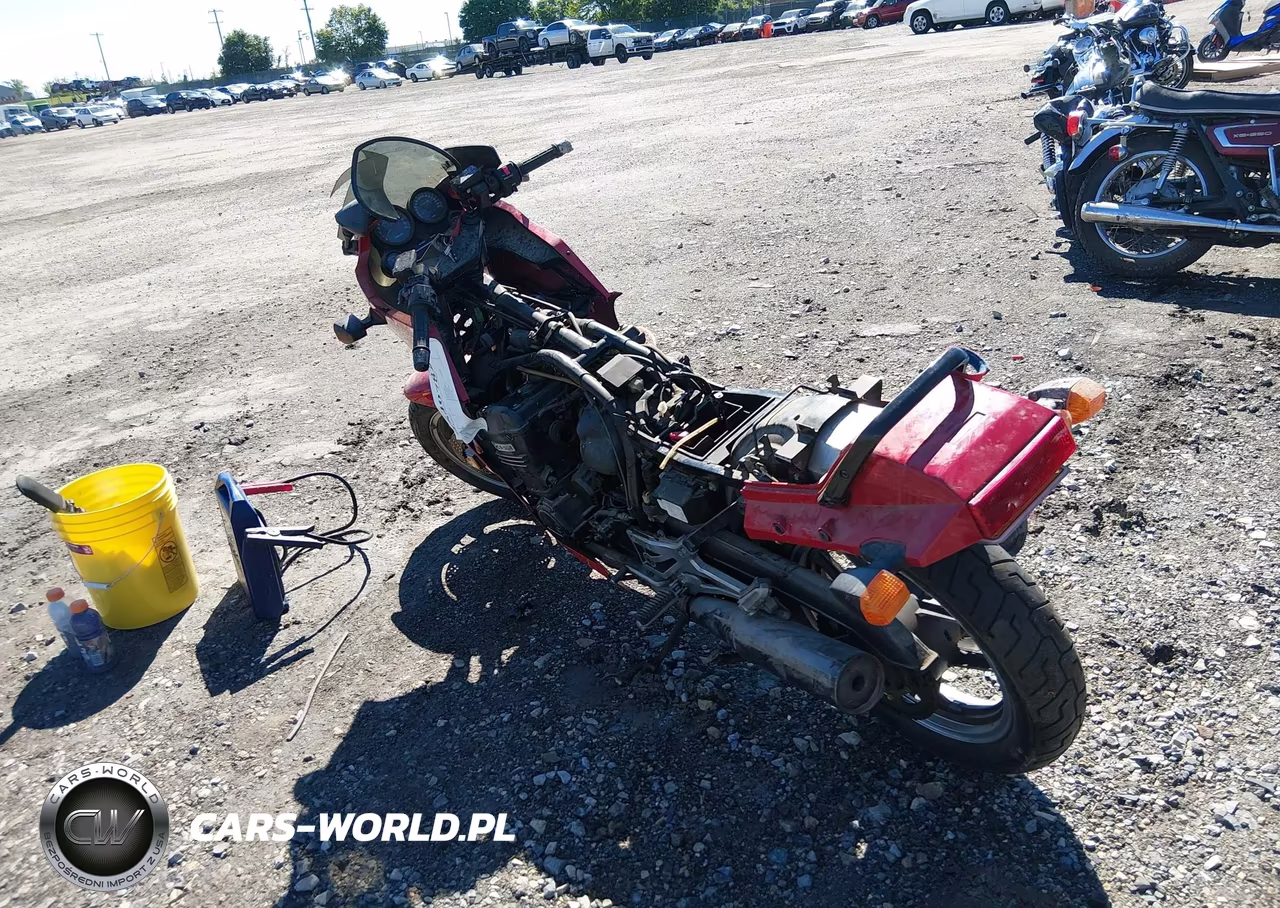 1985 Kawasaki Zx900 VIN:JKAZX2A11FB509303 - 3