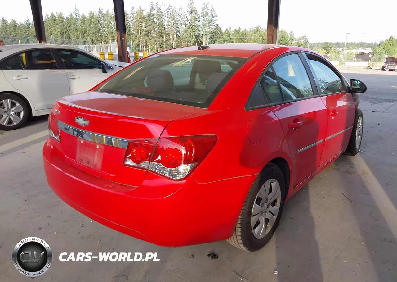 2014 Chevrolet Cruze Ls Auto VIN:1G1PA5SG7E7211786 - 4
