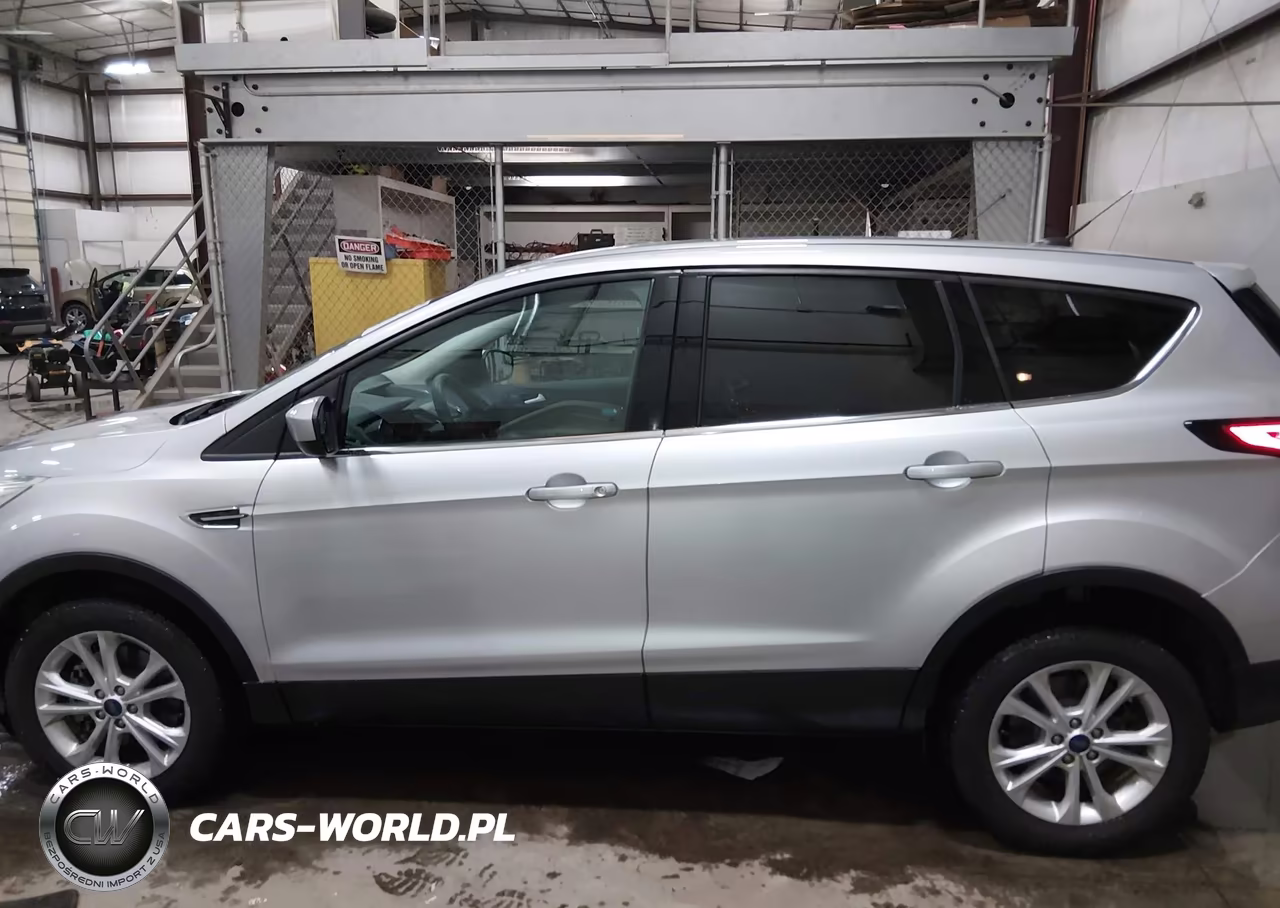 2017 Ford Escape Se VIN:1FMCU9G98HUE75194 - 14