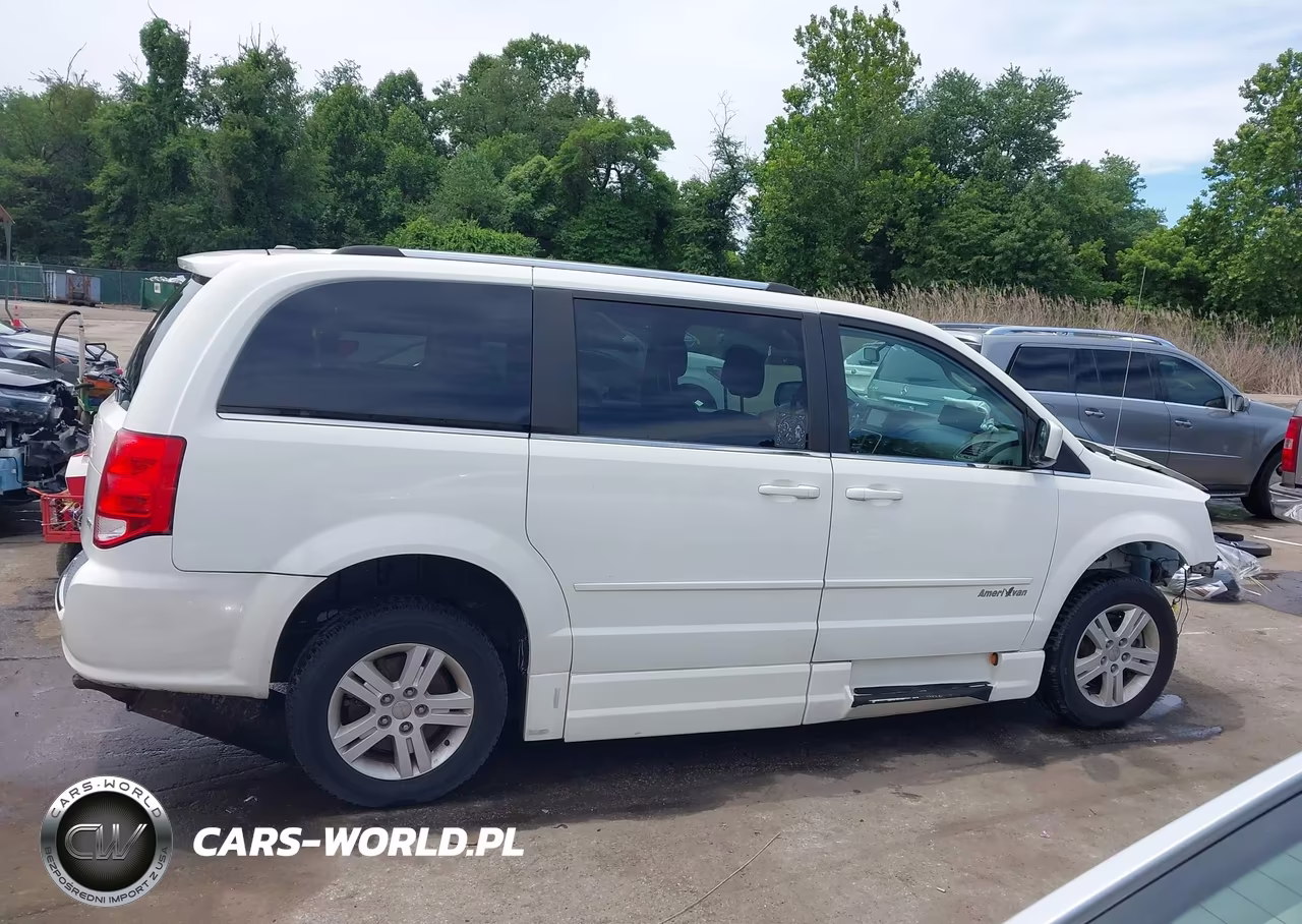 2012 Dodge Grand Caravan Crew VIN:2C4RDGDG2CR166879 - 14