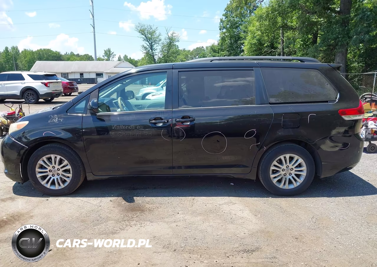 2011 Toyota Sienna Le V6 VIN:5TDKK3DC6BS037272 - 14