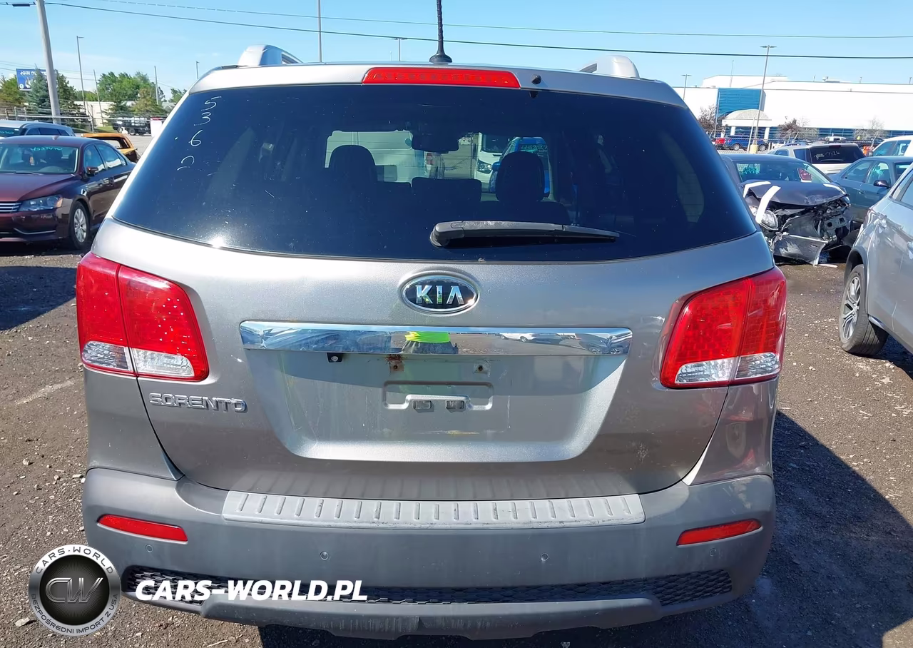 2012 Kia Sorento Lx VIN:5XYKTCA61CG225580 - 17