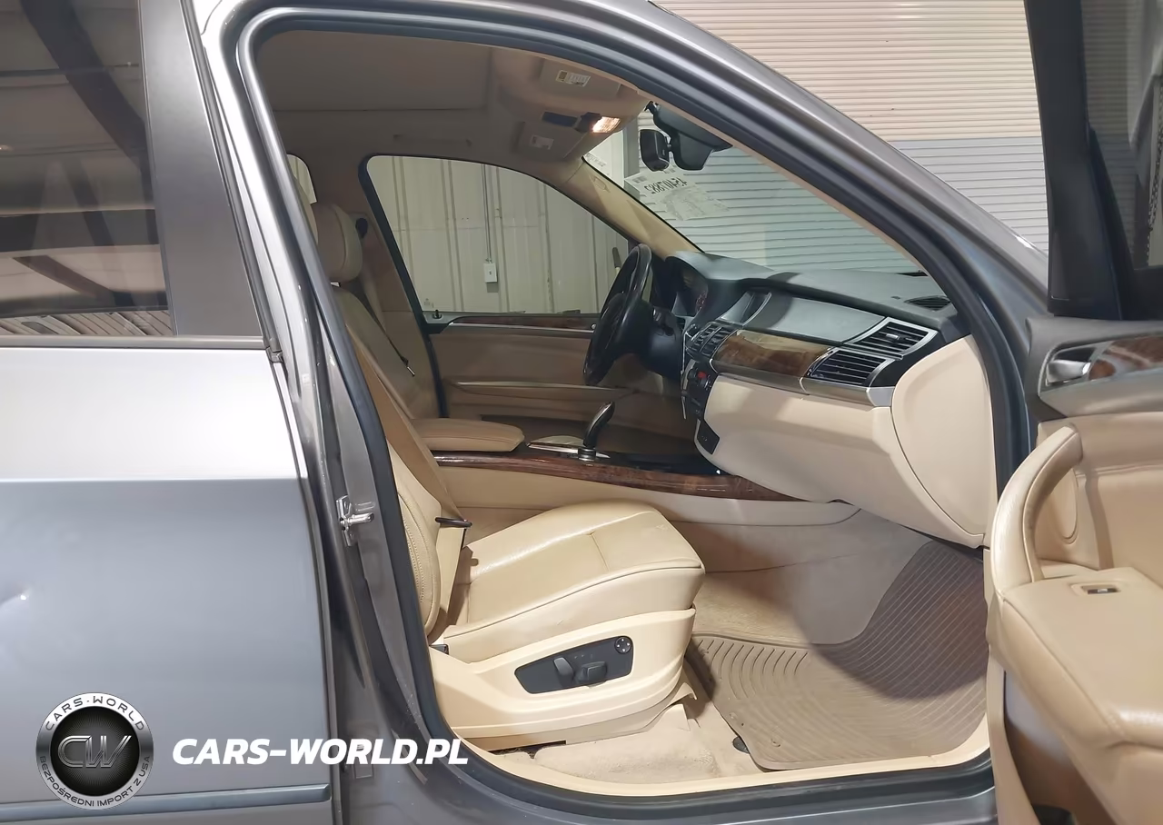 2010 BMW X5 xDrive35D VIN:5UXFF0C57ALT85345 - 5