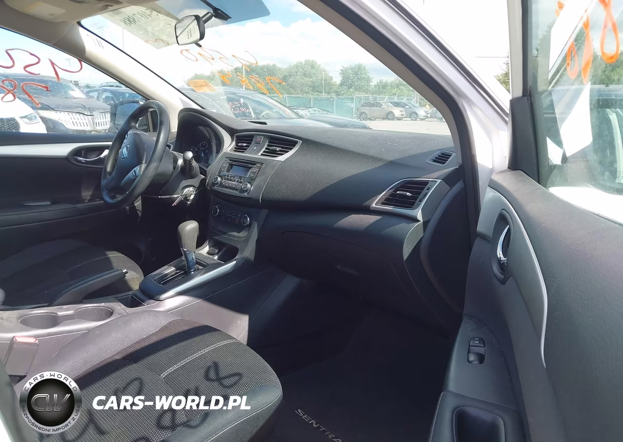 2017 Nissan Sentra S VIN:3N1AB7AP5HY287651 - 5