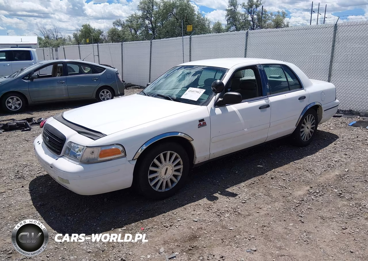 2000 Ford Crown Victoria Police Interceptor VIN:2FAFP71W4YX136474 - 2