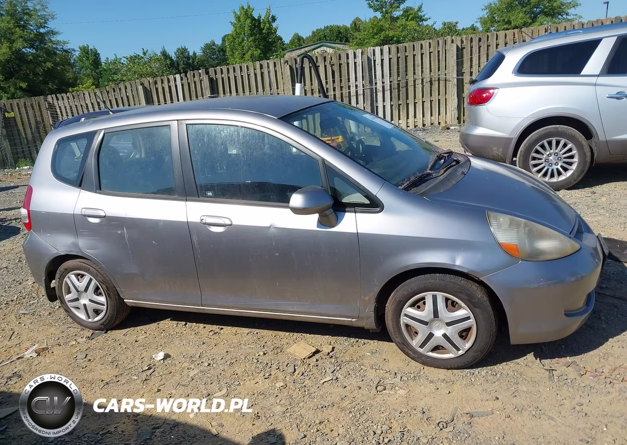 2008 Honda Fit VIN:JHMGD384X8S069403 - 6