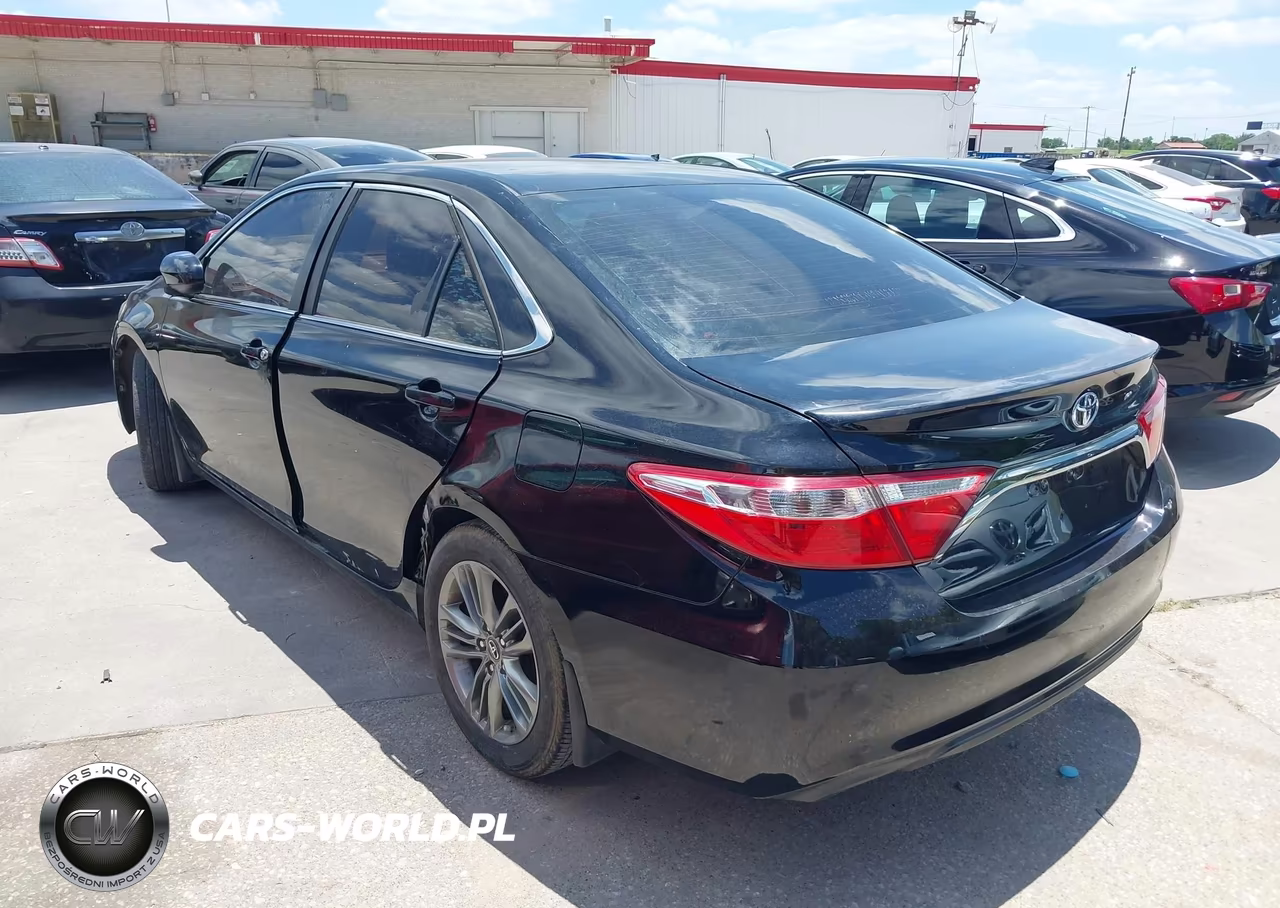 2016 Toyota Camry Se VIN:4T1BF1FK5GU248829 - 3