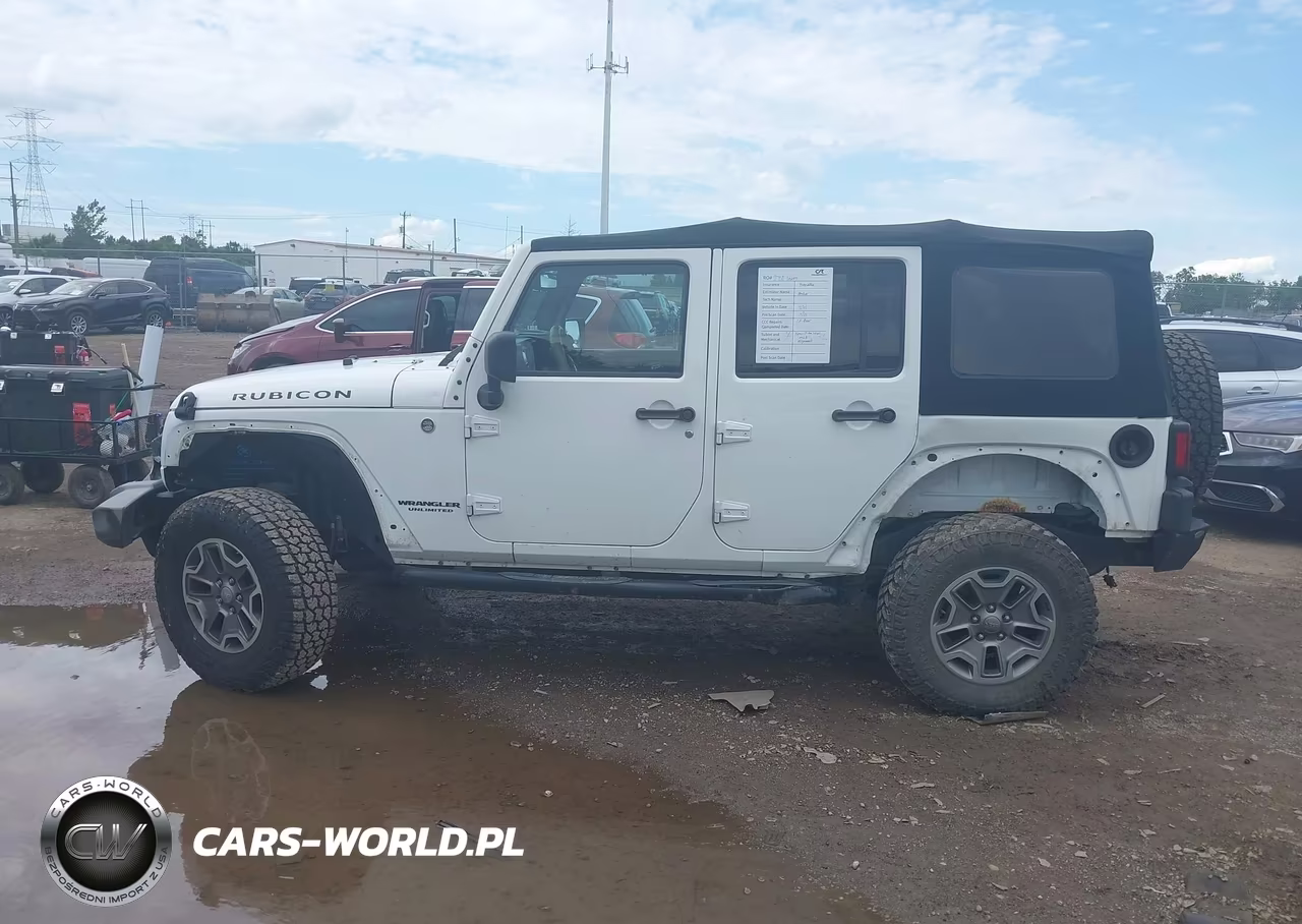 2013 Jeep Wrangler Unlimited Rubicon VIN:1C4BJWFGXDL638239 - 14