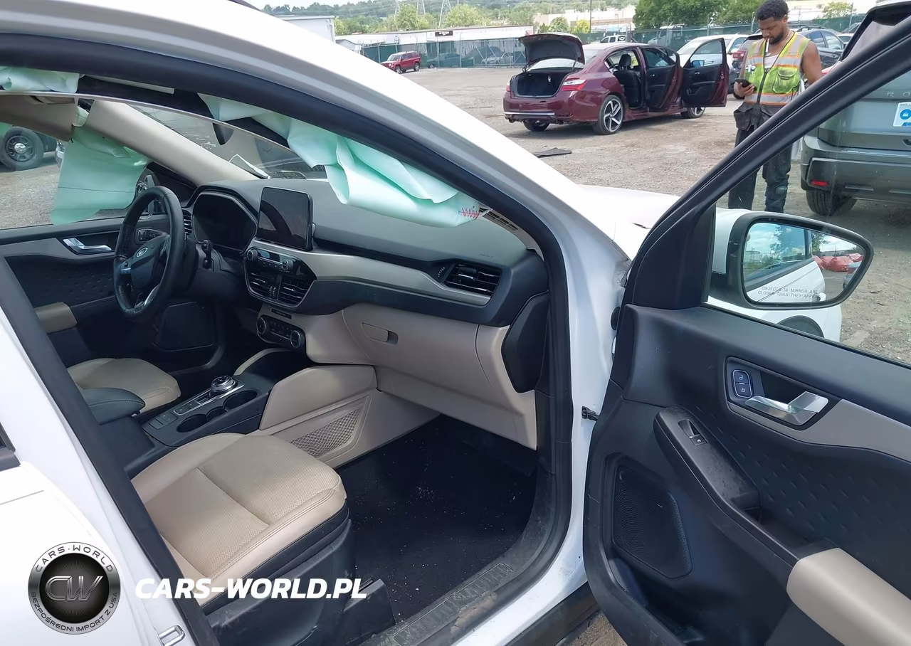 2020 Ford Escape Sel VIN:1FMCU9H97LUC33309 - 5