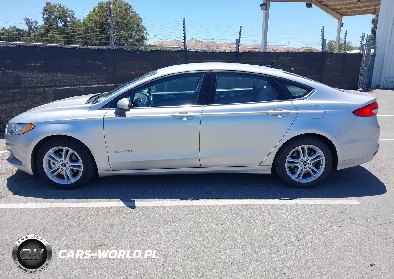 2018 Ford Fusion Hybrid S VIN:3FA6P0UU0JR243592 - 15