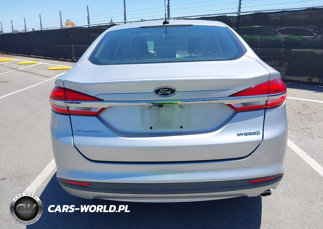2018 Ford Fusion Hybrid S VIN:3FA6P0UU0JR243592 - 17