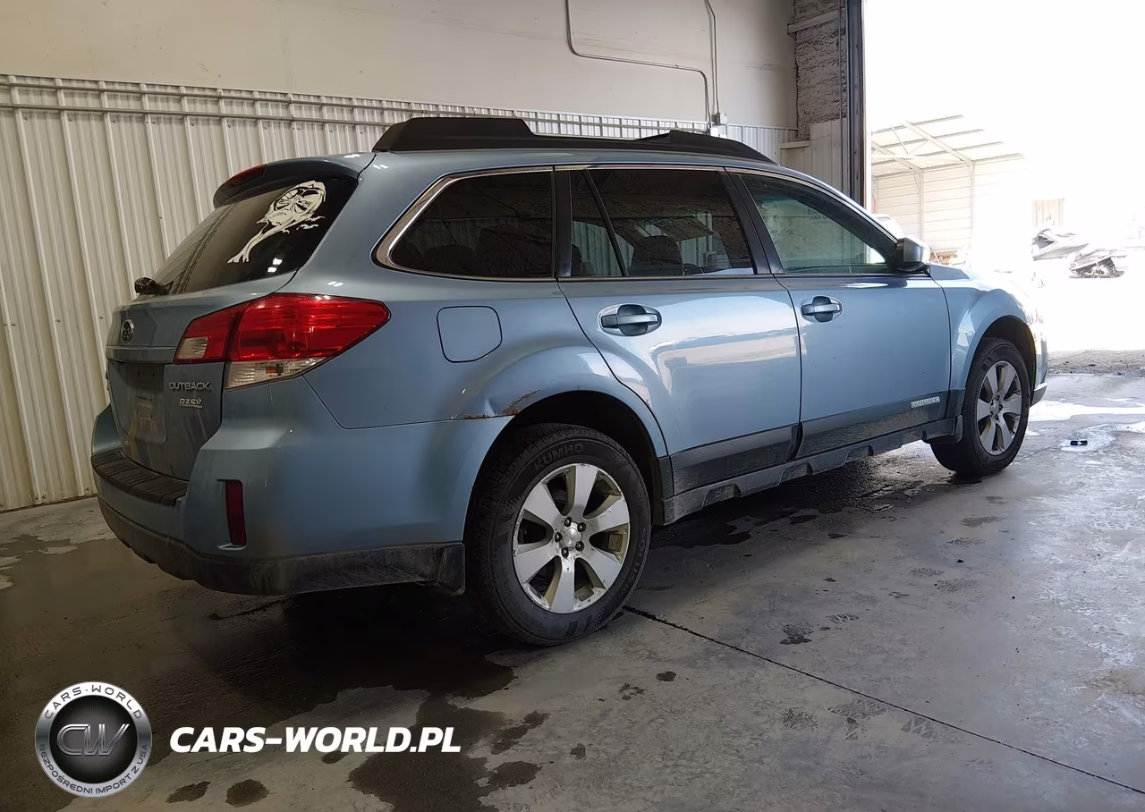 2011 Subaru Outback 2.5I Premium VIN:4S4BRBGC4B3411554 - 4