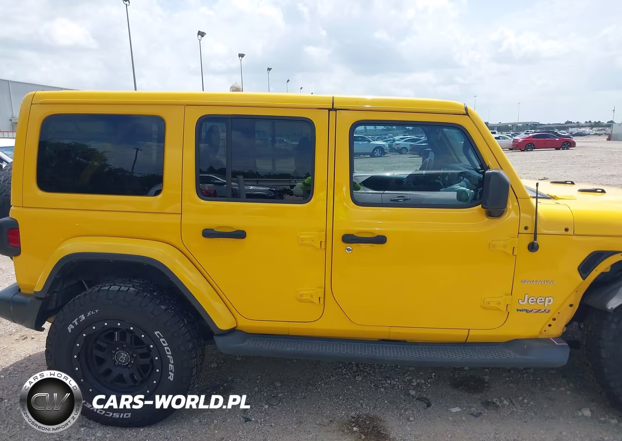 2019 Jeep Wrangler Unlimited Sahara VIN:1C4HJXEG1KW657887 - 14
