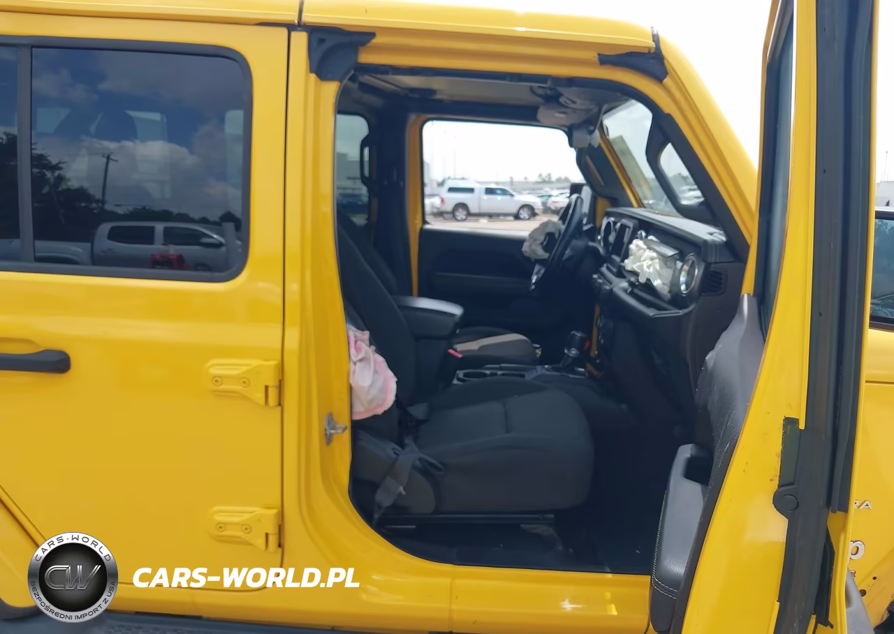 2019 Jeep Wrangler Unlimited Sahara VIN:1C4HJXEG1KW657887 - 5