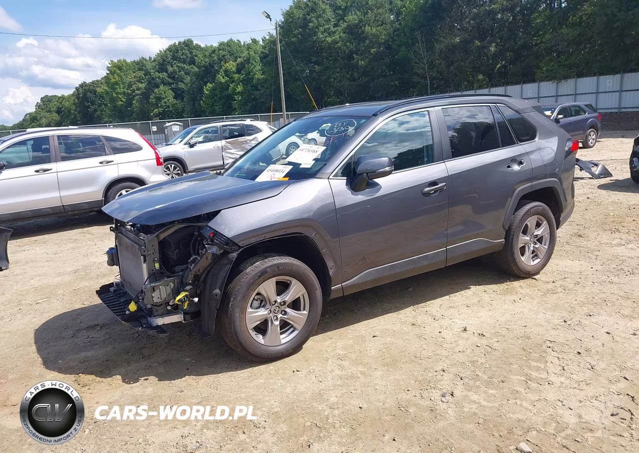 2023 Toyota Rav4 Xle VIN:2T3W1RFV9PW255590 - 2