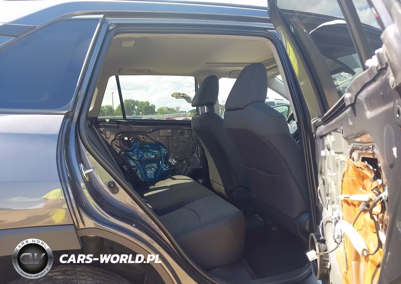 2023 Toyota Rav4 Xle VIN:2T3W1RFV9PW255590 - 8